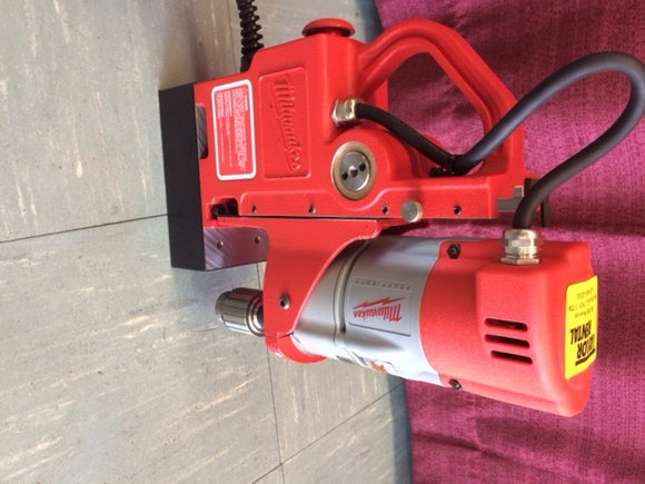 Compact electromagnetic drill press