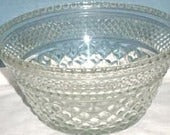 8qt Patterned Glass Punch Bowl With Ladle
